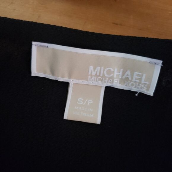 🦋3/$25 Michael Kors Small Black Gold Studded Tank Top - Picture 3 of 6